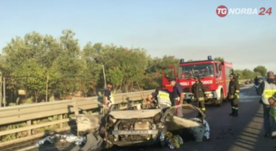 AGGIORNATO. Trani, grave incidente sulla 16bis: tre morti e due feriti. Arrestato un uomo, alla guida ubriaco