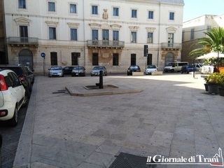 Trani e quel luogo completamente inaccessibile ai disabili: piazza Cesare Battisti