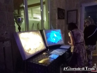 La luce e l’intaglio trovano vita nei quadri di Marida Sannito e Silverio Allocca, che hanno esposto a Trani