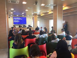 Emiliano incontra i “No vax”: «Puglia sempre favorevole ai vaccini, ma grave errore farne diventare dieci obbligatori»