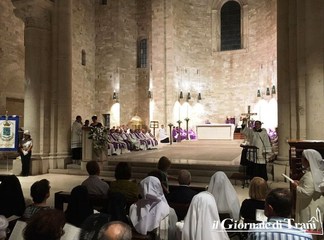 Trigesimo del vescovo di Trani, il cardinale Monterisi: «Pichierri, vero sacerdote di Cristo»