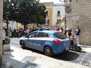 AGGIORNATO. Trani, sventato furto con destrezza in via Bellini: fermati un uomo ed una donna