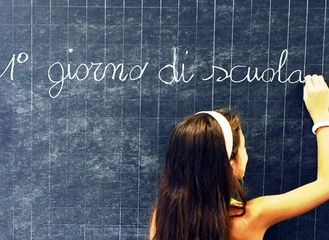 Prima campanella, il sindaco di Trani agli alunni: «La scuola è la vostra casa, sappiate custodirla e rispettarla»