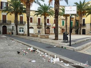 Risse e bullismo nel centro storico di Trani, Barresi: «Piazza Teatro è ostaggio di ragazzini terribili: cosa si aspetta per ristabilire la sicurezza?»
