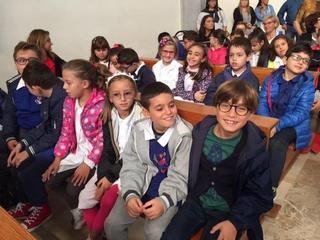 Festa dei nonni alla chiesa degli Angeli Custodi per la “Papa Giovanni XXIII” di Trani