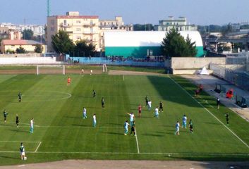 Due gol e due uomini in più, avanti in coppa in pieno relax: Trani-Bitonto 2-0. In semifinale c'è Molfetta