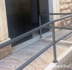 Porta chiusa ai disabili in via Beltrani, il direttore dell'Agenzia delle entrate si scusa: «Non sarebbe dovuto accadere, ne faremo tesoro»