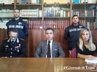 VIDEO. Spacciavano in tre città, ma anche su Facebook e Whatsapp: la Procura di Trani smantella traffico e fa arrestare diciassette persone. I nomi
