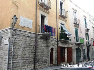 Casa Bovio, pronte le maniere forti: il Comune di Trani dispone lo sgombero coatto del locale al piano terra