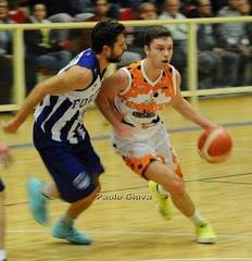 La Fortitudo vince a Foggia e non si ferma più , Juve nervosa e battuta a Trani da Molfetta