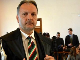 Processo derivati, dal Tribunale di Trani tre condanne. Assolti in dodici, fra cui l'ex ministro Passera