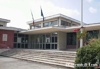 Consiglio comunale di Trani, ecco il piano comunale per il diritto allo studio. No alle scuole 