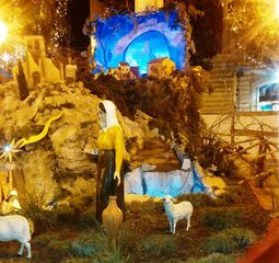 Natale a Trani, per il presepe Scarcella verso la riconferma. Cinque le strade «da adottare». Luminarie e caldarroste, esito a giorni