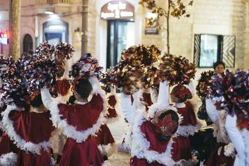 Natale di Trani, lo sfogo dei commercianti: «Gli affari vanno male». La giunta: «Collaboriamo con le opportune iniziative»