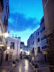 Natale di Trani, così cambia volto la «Stradina»