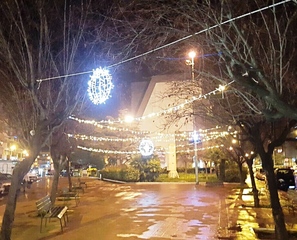 Anche Pozzopiano ha le sue luminarie di Natale: merito dei «Falchi Ps» di Trani