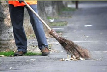 Feste natalizie, Amiu Trani garantirà servizi aggiuntivi di presidio e spazzamento delle strade