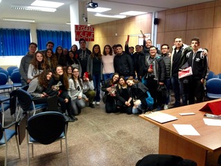 Il romanzo al posto del libro di testo: all' 