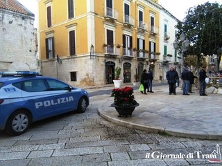 Trani, teppismo senza rispetto: vandalizzato il presepe prima ancora della benedizione. Scarcella: «Sono deluso e amareggiato»