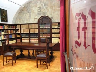 Oggi, nella biblioteca di Trani, scambio di auguri con gli operatori culturali della città