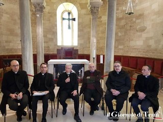 Ingresso del nuovo vescovo a Trani, fedeli e clero pronti ad accoglierlo