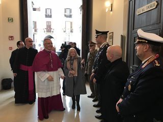 Il prefetto di Barletta-Andria-Trani all'arcivescovo: «Legalità e solidarietà vadano a braccetto»