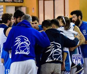 Trani-Barletta si giocano il primo posto. Juve, trasferta a Bari