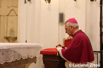Giornata del malato, oggi l'arcivescovo di Trani celebra in ospedale. Il messaggio alla comunità di Mons. D'Ascenzo