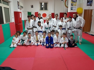 Asd Judo Accademy Trani, undici medaglie al Trofeo Csen Città di Valenzano