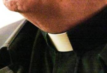 Denunciati a Napoli casi di presunta omosessualità fra sacerdoti: uno sarebbe della diocesi di Trani