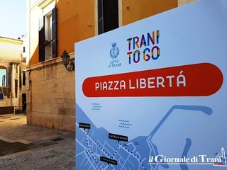 «Trani to go», 9800 euro alla ditta di Bari che realizzò i pannelli delle fermate del bus elettrico. Nessuna notizia sul futuro del servizio