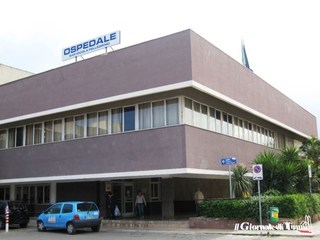 Festa della donna, all'ospedale di Trani esami gratuiti di densitometria ossea e pap-test