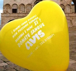 Festa della donna, Avis Trani tinge la città di giallo