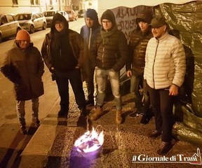 Sei guardie SicurItalia di Trani: «All’Amiu dieci nuovi assunti nel 2016, anche noi vogliamo essere stabilizzati da Amiu»
