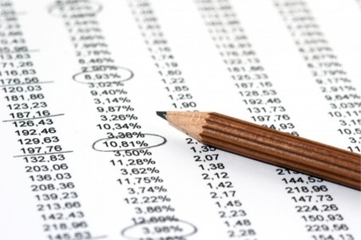 Il consiglio comunale di Trani approva dei debiti fuori bilancio e ritira gli ultimi tre. Totale, quasi 600mila euro