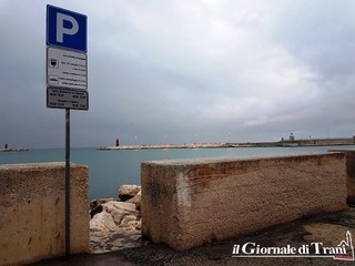 Sosta a pagamento a Trani, da oggi si allungano gli orari. E le incertezze sul futuro