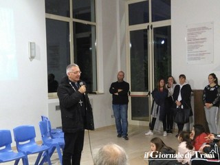 Monsignor D’Ascenzo in visita al Jobel di Trani: «Questo centro, una vera ricchezza. Si respira “vita buona”»