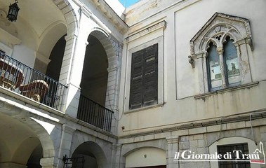Ex biblioteca, piazza Marconi e tanti terreni: Comune di Trani, la parola d'ordine è «vendere»