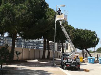 Trani, in largo Goldoni adesso anche più luce:  intervento di Amet