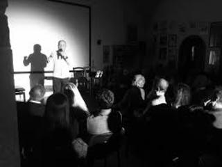 Torna il teatro al Dino Risi di Trani: oggi “La lezione”