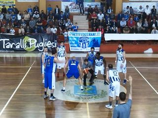 Molfetta passa a Trani 84-59 e vola verso la C silver. Corvino si arrabbia, ma la sua Fortitudo poco può contro un avversario superiore