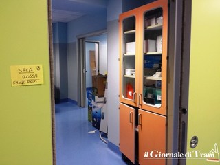 Ospedale di Trani, ecco come sarà il Punto di primo intervento. Un medico replica: «Deve restare Pronto soccorso in deroga». Emiliano ci pensa