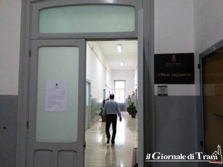 Ritrovati 790 euro per strada, l'Ufficio ragioneria di Trani ne attende il legittimo proprietario