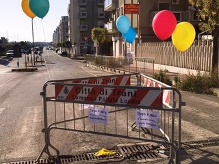 Trani, via Borsellino: assunte a tempo determinato, dopo sei mesi le transenne fanno festa e chiedono la stabilizzazione