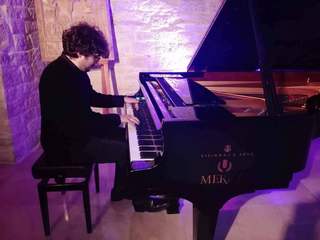 Arrivano i primi premi per il pianista di Trani Paolo Scafarella