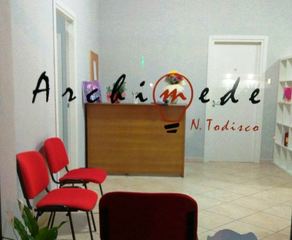 Finisce la scuola, cominciano le idee: a Trani, Archimede accoglie e fa divertire i bambini