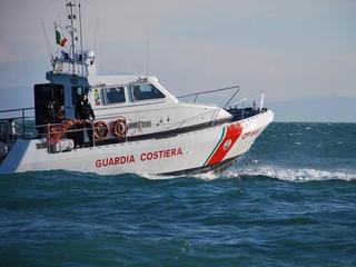 «Mare sicuro 2018», anche il sindaco di Trani a bordo della motovedetta della Guardia costiera. Per tutte le segnalazioni, torna il 1530