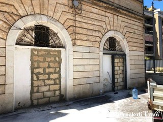 Case occupate a Trani, liberata e murata la Vittorio Emanuele II. Presto sarà rilasciata anche via Olanda