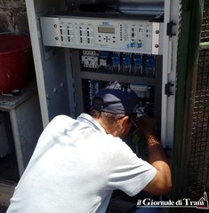 Semaforo sulla Trani-Corato, partiti i lavori: ieri installata la centralina, oggi le lanterne