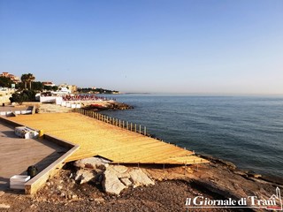 Pedana del lido Marechiaro, il Comune di Trani fa sospendere i lavori: «Serve autorizzazione paesaggistica»